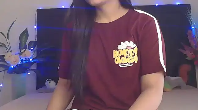 Snapshot of WildRuhi20 chatting on 03-20-25, 10:10 WildRuhi20 online show from 03-20-25, 10:10