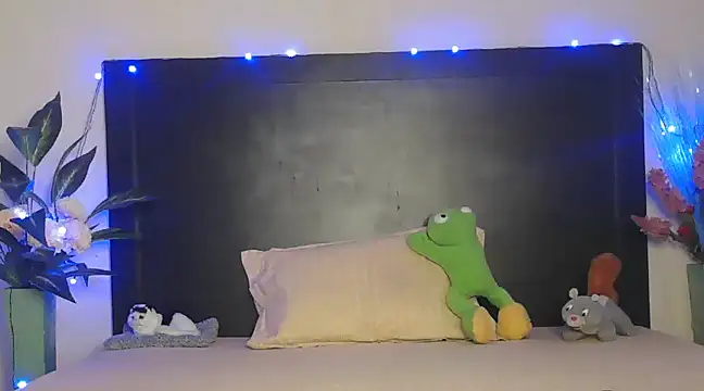 Snapshot of WildRuhi20 chatting on 02-28-25, 05:26 WildRuhi20 online show from 02-28-25, 05:26