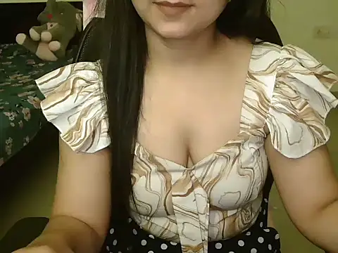 Snapshot of WildRuhi20 chatting on 07-18-26, 11:41 WildRuhi20 online show from 07-18-26, 11:41