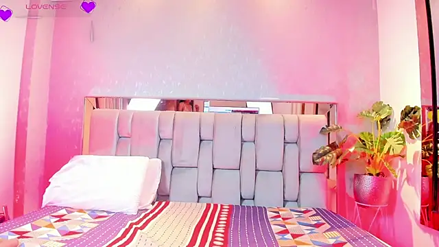 RoseTaylor   online show from 03-21-26, 05:19