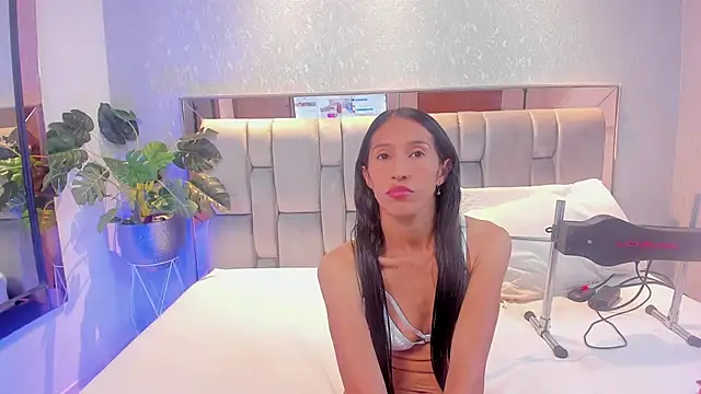 RoseTaylor   online show from 11-04-25, 04:49