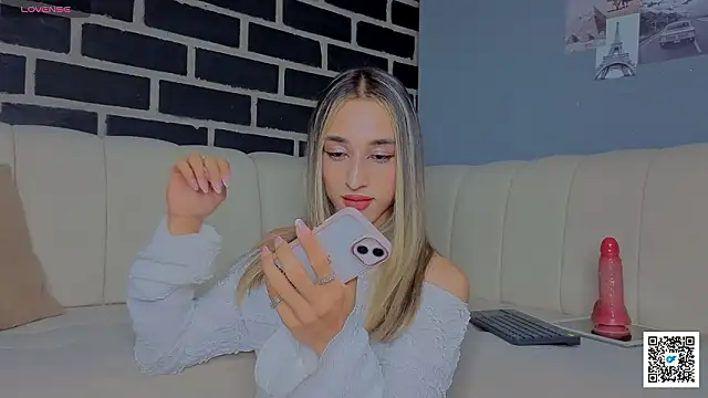 Goddivaa online show from 02-15-26, 12:00