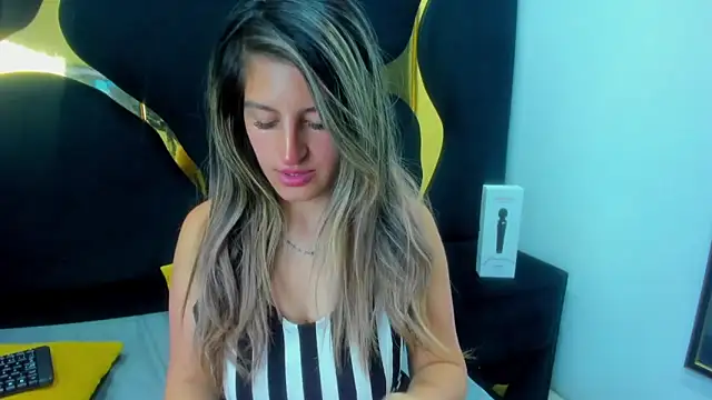 GiaRoussel online show from 09-26-25, 03:30