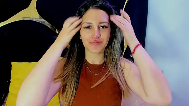 GiaRoussel online show from 11-25-25, 05:02