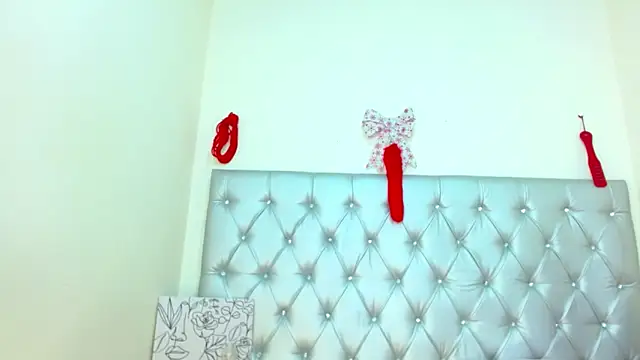 JessicaRabbit04 online show from 11-26-25, 03:28