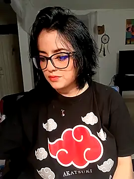 Lin-cute online show from 03-14-25, 03:48