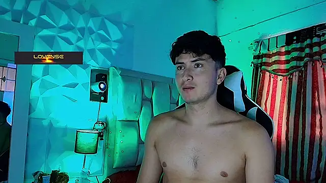 santyago taylor online show from 03-08-25, 07:31