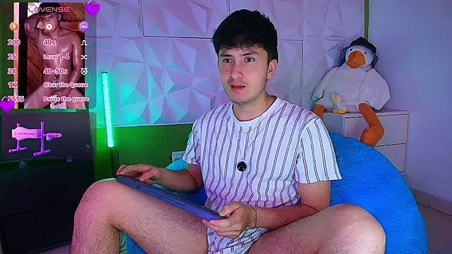 santyago taylor online show from 10-03-25, 07:04