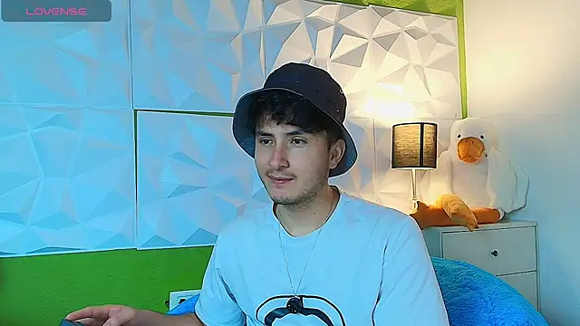 santyago taylor online show from 09-17-25, 07:27