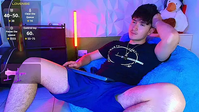 santyago taylor online show from 09-26-25, 07:21