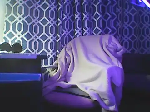 YourFaceMyThrone27 online show from 12-19-24, 08:55