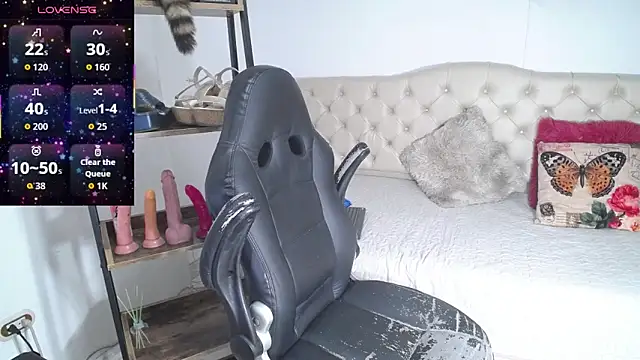 cristal horny19 online show from 10-23-25, 11:14