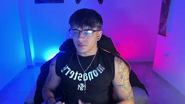 LuciferM Star online show from 12-15-25, 12:38