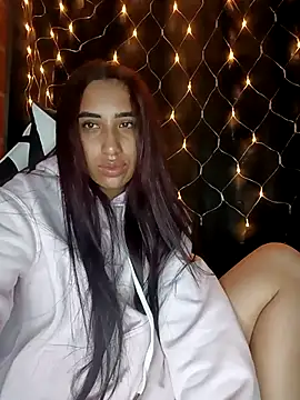 ifeelverywet andhot online show from 10-24-25, 04:11