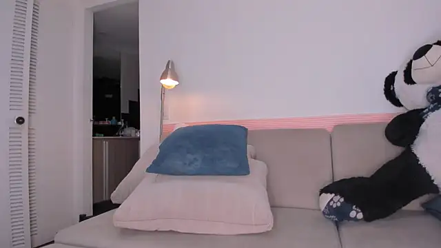 kitty miaa online show from 02-06-26, 04:30