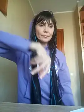 Francenia lolis online show from 03-08-26, 10:18