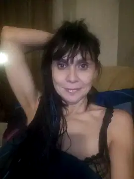 Francenia lolis online show from 03-17-26, 06:44