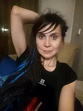 Francenia lolis online show from 10-22-25, 08:52