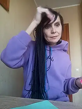 Francenia lolis online show from 11-15-25, 11:03