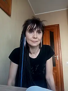 Francenia lolis online show from 03-06-26, 08:09