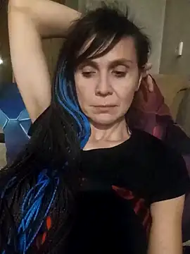 Francenia lolis online show from 10-21-25, 08:30