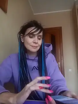 Francenia lolis online show from 11-12-25, 11:47