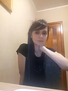 Francenia lolis online show from 10-29-25, 07:46