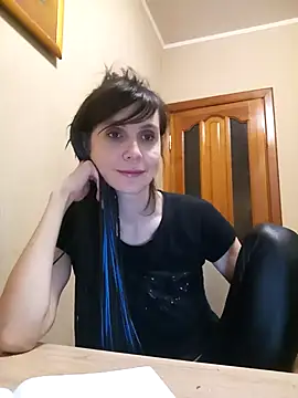 Francenia lolis online show from 11-24-25, 02:06