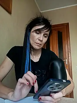 Francenia lolis online show from 10-07-25, 07:31