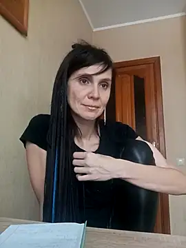 Francenia lolis online show from 02-25-26, 09:09