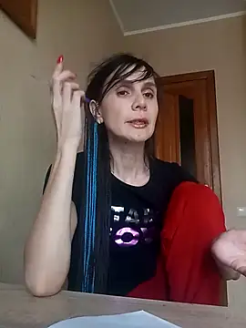 Francenia lolis online show from 11-08-25, 10:41