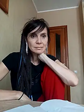 Francenia lolis online show from 02-08-26, 12:36