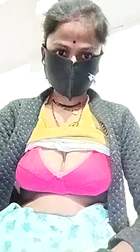 Snapshot of Sanvicut chatting on 12-26-24, 08:18 Sanvicut online show from 12-26-24, 08:18