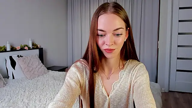 Undertheskin online show from 03-06-26, 02:56