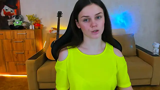 Lora Cain online show from 12-05-24, 02:17