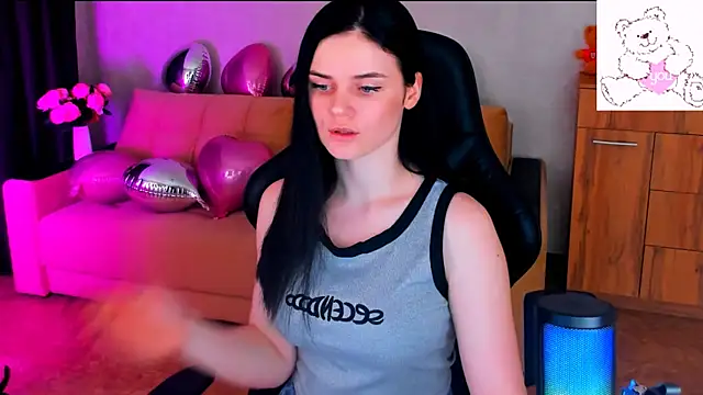 Lora Cain online show from 02-14-25, 07:02