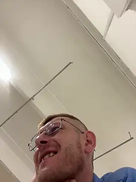 adrian90bi11 online show from 04-08-26, 09:22