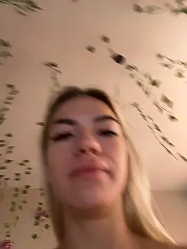 -Sexy Barbie- online show from 10-13-25, 02:57