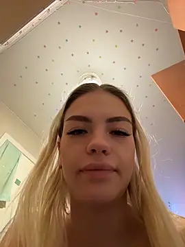 Snapshot of -Sexy_Barbie- chatting on 11-12-25, 03:21 -Sexy Barbie- online show from 11-12-25, 03:21