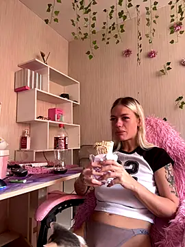 -Sexy Barbie- online show from 09-23-25, 04:19