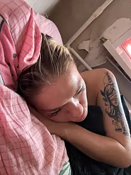 -Sexy Barbie- online show from 10-04-25, 02:13