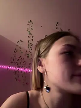 -Sexy Barbie- online show from 02-25-25, 01:10