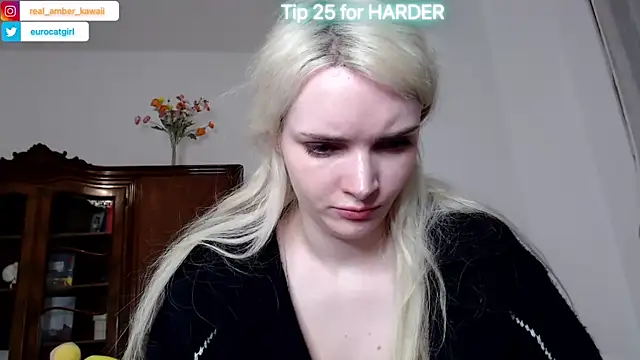 Amber Kawaii online show from 03-09-25, 08:21