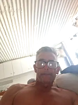 NICJOHNS online show from 12-28-24, 06:49