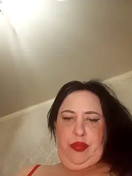 Snapshot of Angel_FUN chatting on 04-16-26, 01:28 Angel FUN online show from 04-16-26, 01:28