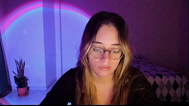 atenas 05  online show from 11-23-25, 09:30