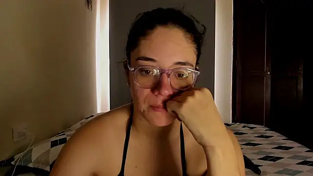 atenas 05  online show from 07-26-26, 04:25