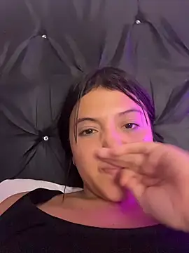 alisson carolina73 online show from 02-08-26, 11:35