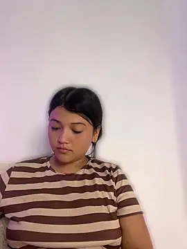 alisson carolina73 online show from 05-08-26, 03:32