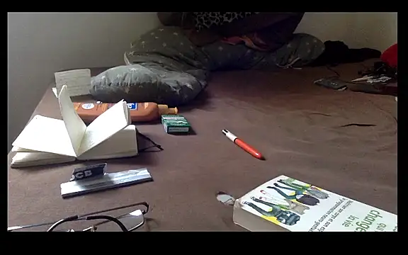 Snapshot of POPAYE972 chatting on 02-20-26, 04:31 POPAYE972 online show from 02-20-26, 04:31